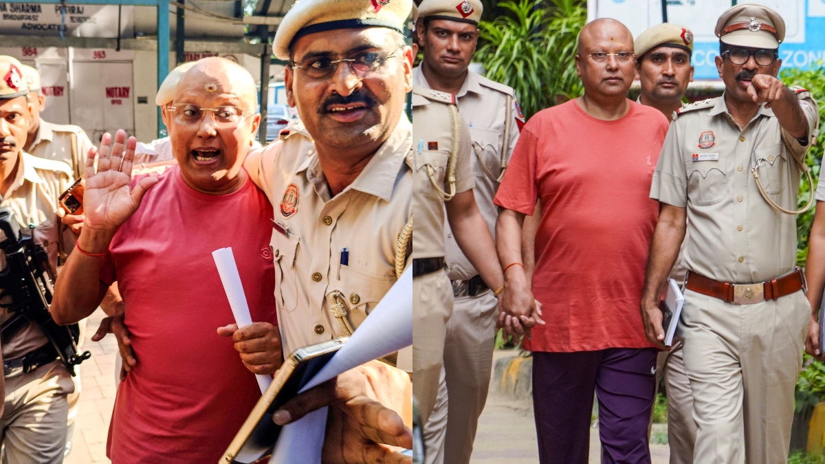 बाथरूम की तस्वीरें फोन पर लाइव देखता था चैतन्यानंद... पुलिस ने कोर्ट में खोल दिया पूरा कच्चा-चिट्ठा
