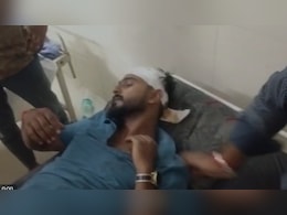 सीधी में शिक्षक ने परीक्षा में नकल करने से रोका तो छात्रों ने कर दिया लाठी-डंडों से हमला सीधी में शिक्षक ने परीक्षा में नकल करने से रोका तो छात्रों ने कर दिया लाठी-डंडों से हमला