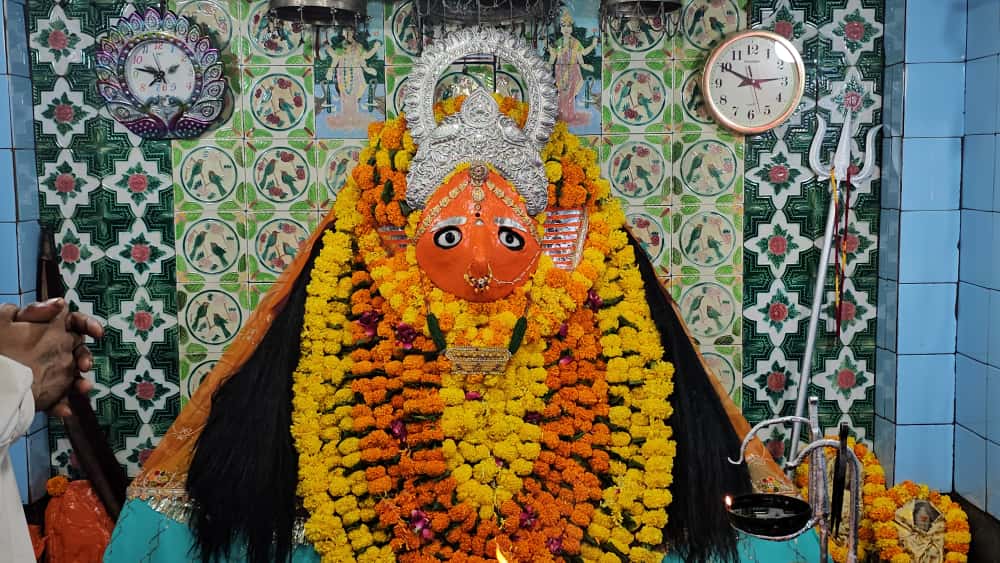  टोंक का 900 साल पुराना मंदिर, जहां देवी को भोग में चढ़ती है शराब, चमत्कार ऐसे कि हो जाएंगे हैरान!