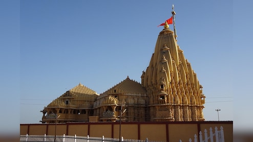 गजनवी के हमले से लेकर नेहरू की चिट्ठी तक, सोमनाथ मंदिर से जुड़ी ये बातें नहीं जानते होंगे आप