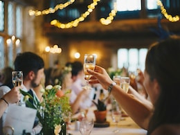 Hungry Wedding Guest's Pizza Order At Venue Makes Bride Furious, Internet Reacts