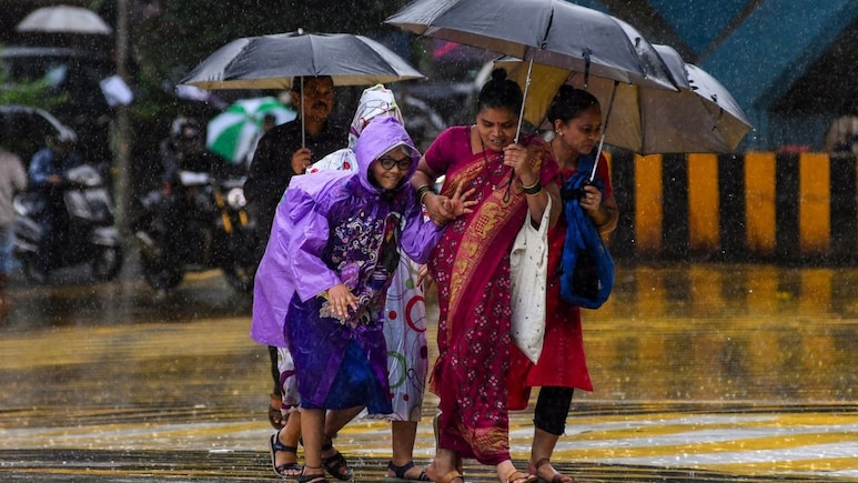 Pune Rains: पुण्याला पावसाचा 'यलो अलर्ट', खडकवासला धरणातून मुठा नदीत पाण्याचा विसर्ग वाढवला