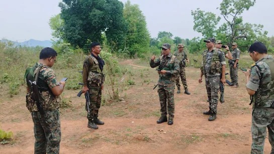 झारखंड  गुमला बिशुनपुर में पुलिस के साथ मुठभेड़ में JJMP के तीन उग्रवादी ढेर, एक  गिरफ्तार