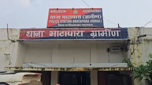 Baloda Bazar में चोरों के निशाने पर अफसरों की कॉलोनी: तहसीलदार, पटवारी सहित 7 घरों के ताले तोड़े