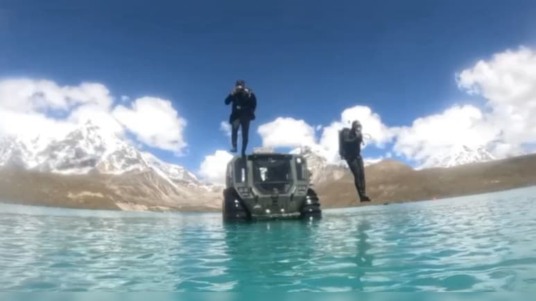 Pics: Army, Navy Conduct Diving Training At 17,000 Feet In Sikkim Pics: Army, Navy Conduct Diving Training At 17,000 Feet In Sikkim