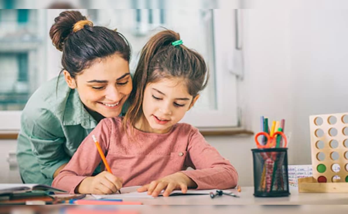 5 साल की उम्र से ही बच्&zwj;चों को सिखाएं ये 5 चीजें