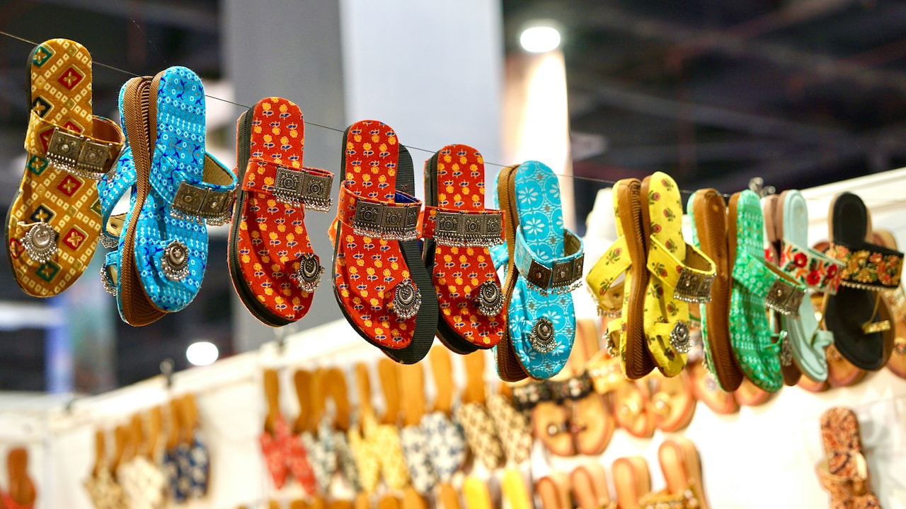 Top Metro And Mochi Womens Footwear At Min. 45% Off 