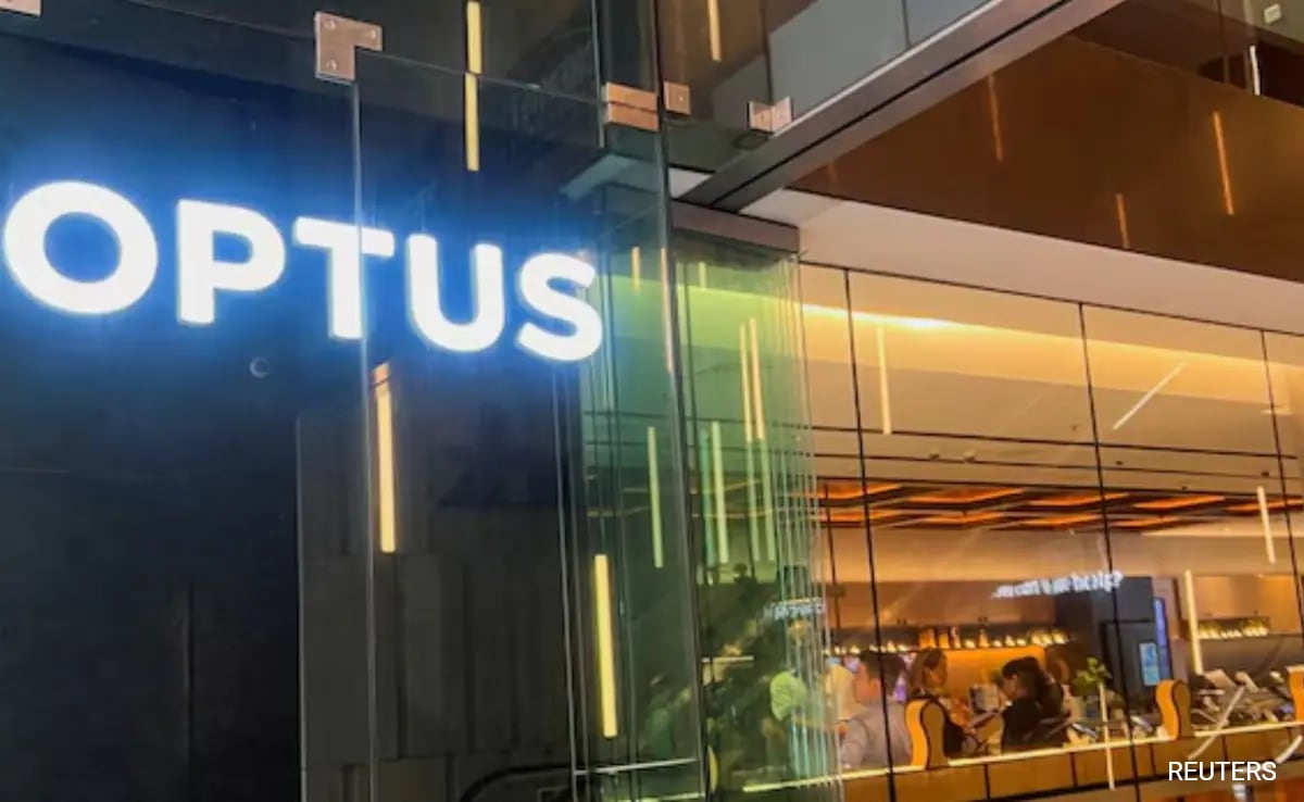 3 Dead In Australia After Telecom Company Glitch Disrupts Emergency Calls