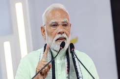 PM Modi Slams Opposition Over Supporting Infiltrators, Neglecting Bihar's Development PM Modi Slams Opposition Over Supporting Infiltrators, Neglecting Bihar's Development