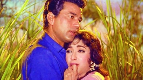 हिंदी सिनेमा की वो दिग्गज एक्ट्रेस, जो नेपाल प्लेन हाईजैक का हुई थी शिकार, सुशीला कार्की के पति का था गेम प्लान
