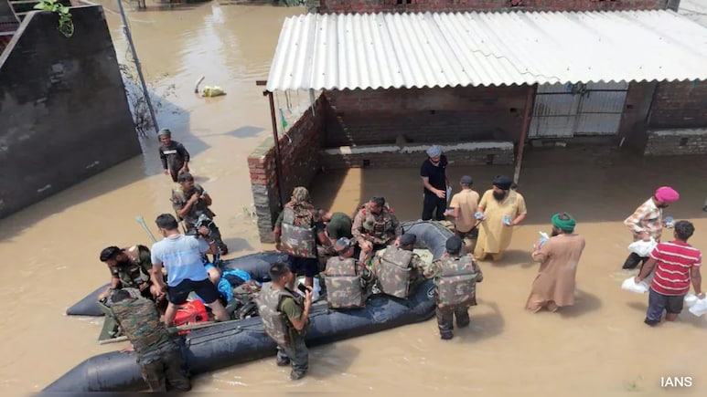 Pics: Fresh Rains Add To Misery In Flood-Hit Punjab, Schools Shut Till Sunday Pics: Fresh Rains Add To Misery In Flood-Hit Punjab, Schools Shut Till Sunday