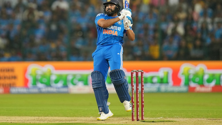 IND vs AUS: रोहित शर्मा की नजर शाहिद अफरीदी के वर्ल्ड रिकॉर्ड पर, मात्र इतने छक्के लगाते ही   रच देंगे इतिहास