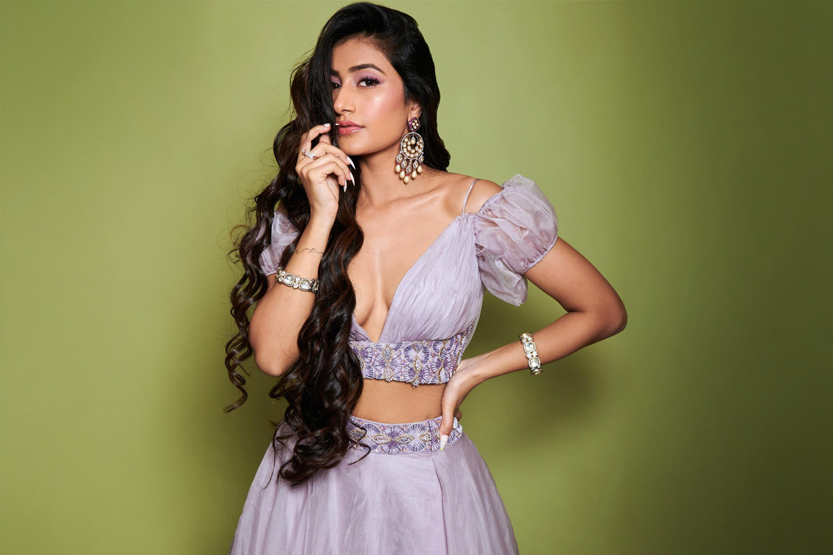 Dhanashree Verma,Dhanashree Verma Latest updates,Dhanashree Verma Instagram,Social media,news and media,Whosthat360,viral news,Dhanashree on Negative PR,trending story
