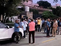 कोटा की बड़ी कंपनी पर पड़ी इनकम टैक्स की रेड, विरोध में उतरे व्यापारी कोटा की बड़ी कंपनी पर पड़ी इनकम टैक्स की रेड, विरोध में उतरे व्यापारी