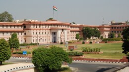 अब सरकारी कर्मचारी करेंगे 'सफाई'! कोर्ट की अवमानना पर राजस्थान में नया नियम लागू, जानिये क्या हैं 15 तरह की सजाएं