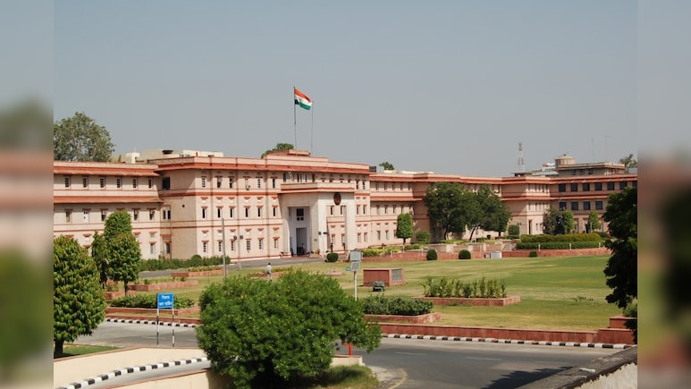 Rajasthan: राजस्थान में 222 RAS अधिकारियों का ट्रांसफर, राज्य में बड़ा प्रशासनिक फेरबदल