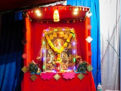 इस Navratri बढ़ाएं अपने घर की रौनक, खूबसूरत Decoration Items अब बजट में करें Order