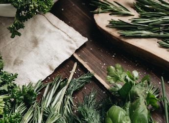 9 Kitchen Herbs You Can Easily Grow At Home Even If You Don't Have A Garden