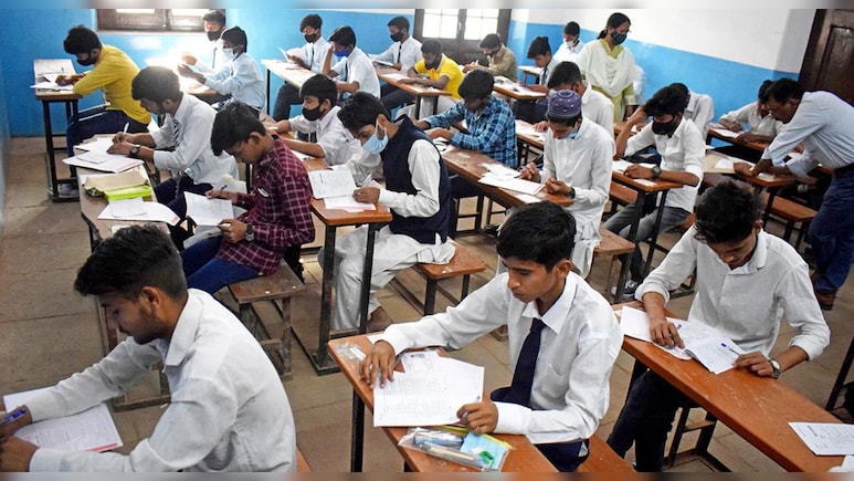 वरिष्ठ अध्यापक भर्ती परीक्षा आज से, जयपुर में बदले गए 2 परीक्षा केंद्र वरिष्ठ अध्यापक भर्ती परीक्षा आज से, जयपुर में बदले गए 2 परीक्षा केंद्र
