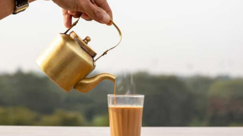 बार-बार चाय पीने का करता है मन? तो एक बार जरूर ट्राई करें ये हेल्दी ऑप्शन्स