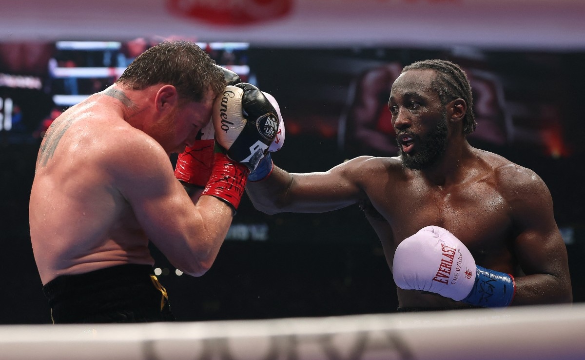 Terence Crawford Shocks Canelo Alvarez To Claim Undisputed Super Middleweight World Title