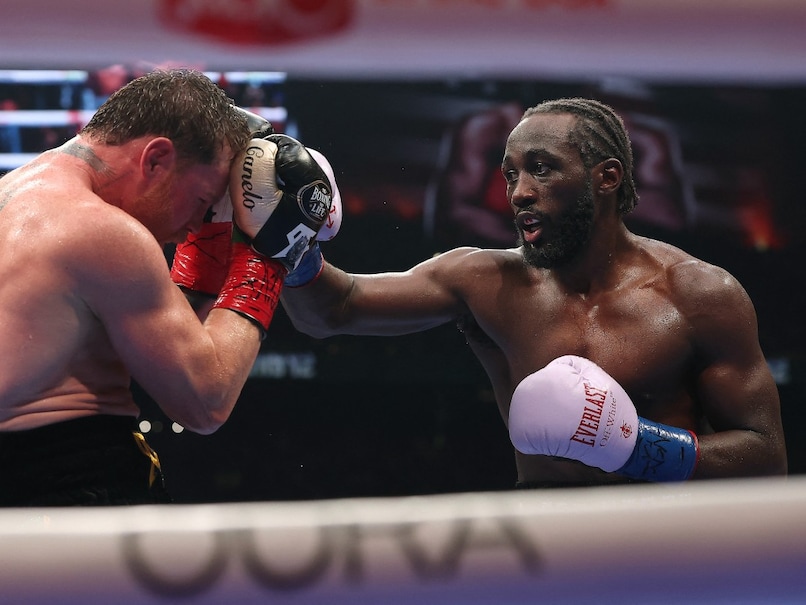 Terence Crawford Shocks Canelo Alvarez To Claim Undisputed Super Middleweight World Title