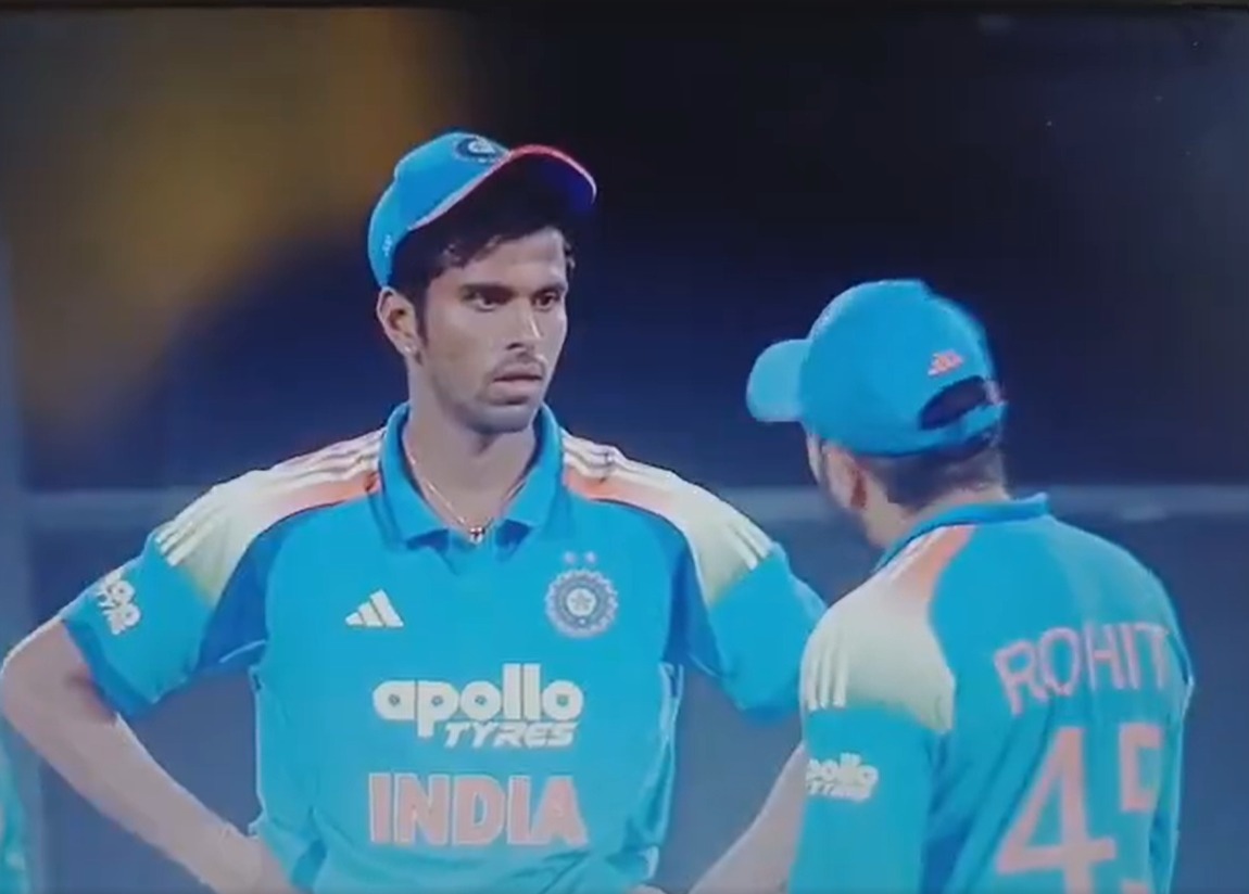 "Generally, Captains Come And Tell The Bowlers": Rohit Sharma's Chat With Washington Sundar Has Everyone Talking