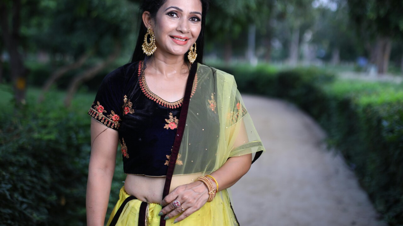 The scoop neck style is The scoop neck style is