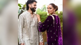 Naga Chaitanya Can't Take Eyes Off Sobhita Dhulipala In First Diwali Pics After Marriage