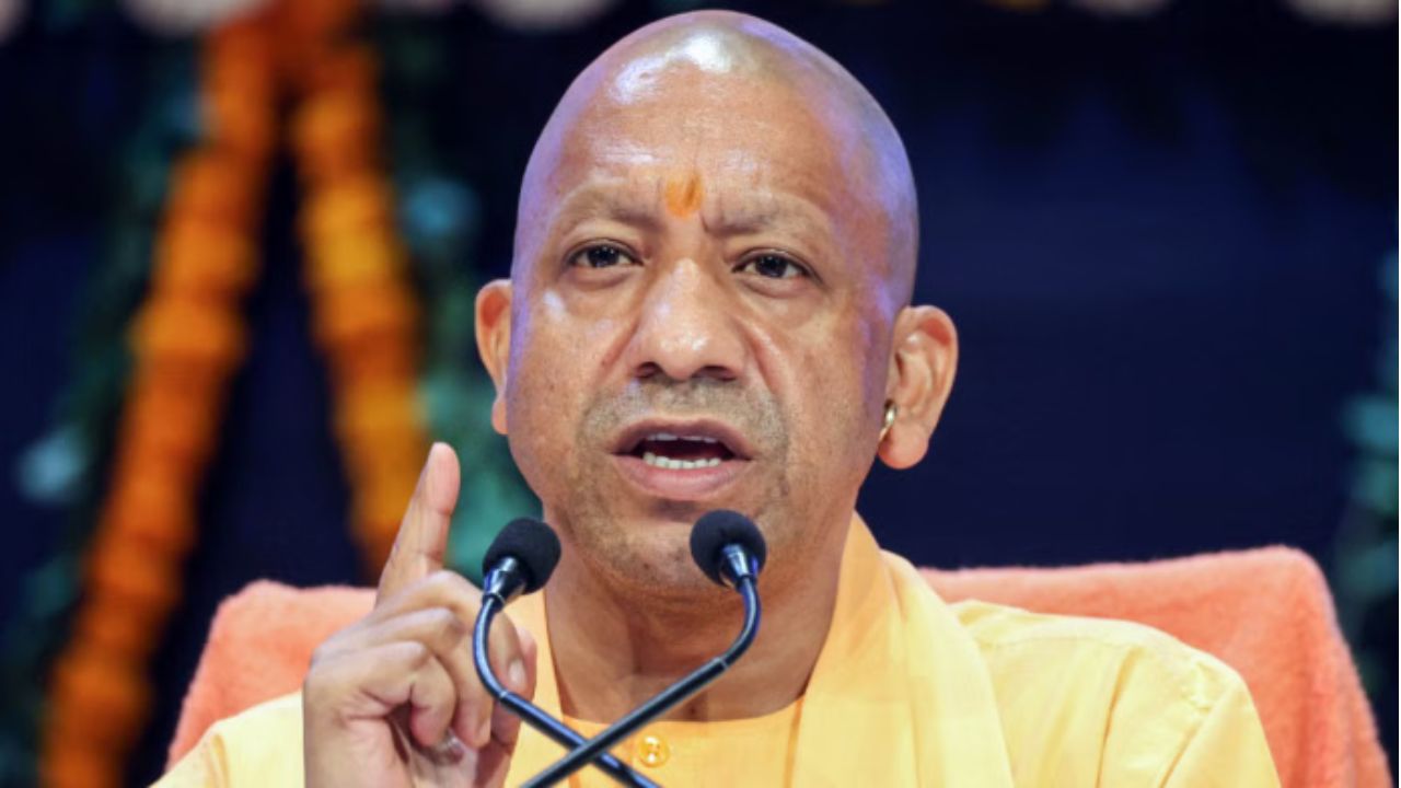 भारतीय संस्कृति का अपमान करने वालों को कभी 'धर्मनिरपेक्ष' कहा जाता था: सीएम योगी
