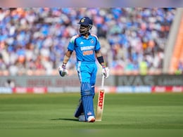 IND vs AUS: 'आप वास्तव में तभी असफल होते हैं', विराट कोहली ने वायरल X पोस्ट को लेकर तोड़ी चुप्पी IND vs AUS: 'आप वास्तव में तभी असफल होते हैं', विराट कोहली ने वायरल X पोस्ट को लेकर तोड़ी चुप्पी