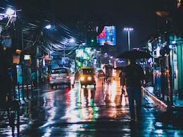 Woman Autorickshaw Driver Helps Bengaluru Man At Night, Wins Praise Online Woman Autorickshaw Driver Helps Bengaluru Man At Night, Wins Praise Online