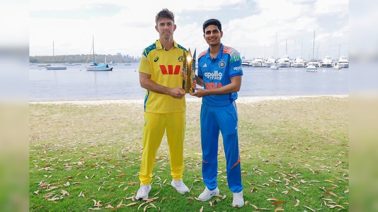 IND vs AUS: ऑस्ट्रेलिया के नाम है एडिलेड में सर्वोच्च वनडे रन बनाने का कारनामा, मगर ये अनचाहा रिकॉर्ड आपको कर देगा हैरान IND vs AUS: ऑस्ट्रेलिया के नाम है एडिलेड में सर्वोच्च वनडे रन बनाने का कारनामा, मगर ये अनचाहा रिकॉर्ड आपको कर देगा हैरान