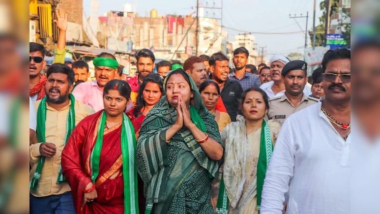 Husbands, Wives Compete For Poll Tickets In Bihar. Men Lead 2-0 Husbands, Wives Compete For Poll Tickets In Bihar. Men Lead 2-0