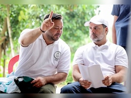 बिहार चुनाव: महागठबंधन में महाभारत! इन 10 सीटों पर दोस्त ही 'दुश्मन' बनकर आपस में लड़ेंगे बिहार चुनाव: महागठबंधन में महाभारत! इन 10 सीटों पर दोस्त ही 'दुश्मन' बनकर आपस में लड़ेंगे