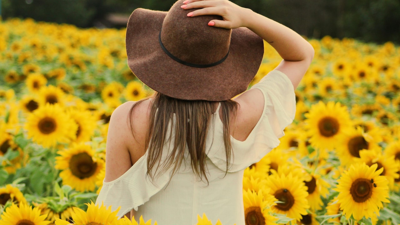 Enjoy the breezy weather outdoors with these stunning hats  Enjoy the breezy weather outdoors with these stunning hats