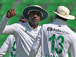 South Africa's Indian-Origin Spinner Scripts History, Breaks Shane Warne's Record Against Pakistan South Africa's Indian-Origin Spinner Scripts History, Breaks Shane Warne's Record Against Pakistan