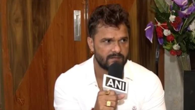 बिहार में सुपरस्टार वॉर: मुझे छोटा नहीं बना देंगे... रविकिशन, निरहुआ और मनोज तिवारी पर खेसारी लाल यादव बिहार में सुपरस्टार वॉर: मुझे छोटा नहीं बना देंगे... रविकिशन, निरहुआ और मनोज तिवारी पर खेसारी लाल यादव