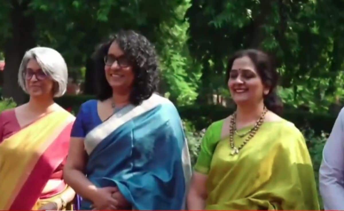 Sri Lankan Prime Minister Returns to Hindu College: A Distinguished Alumna