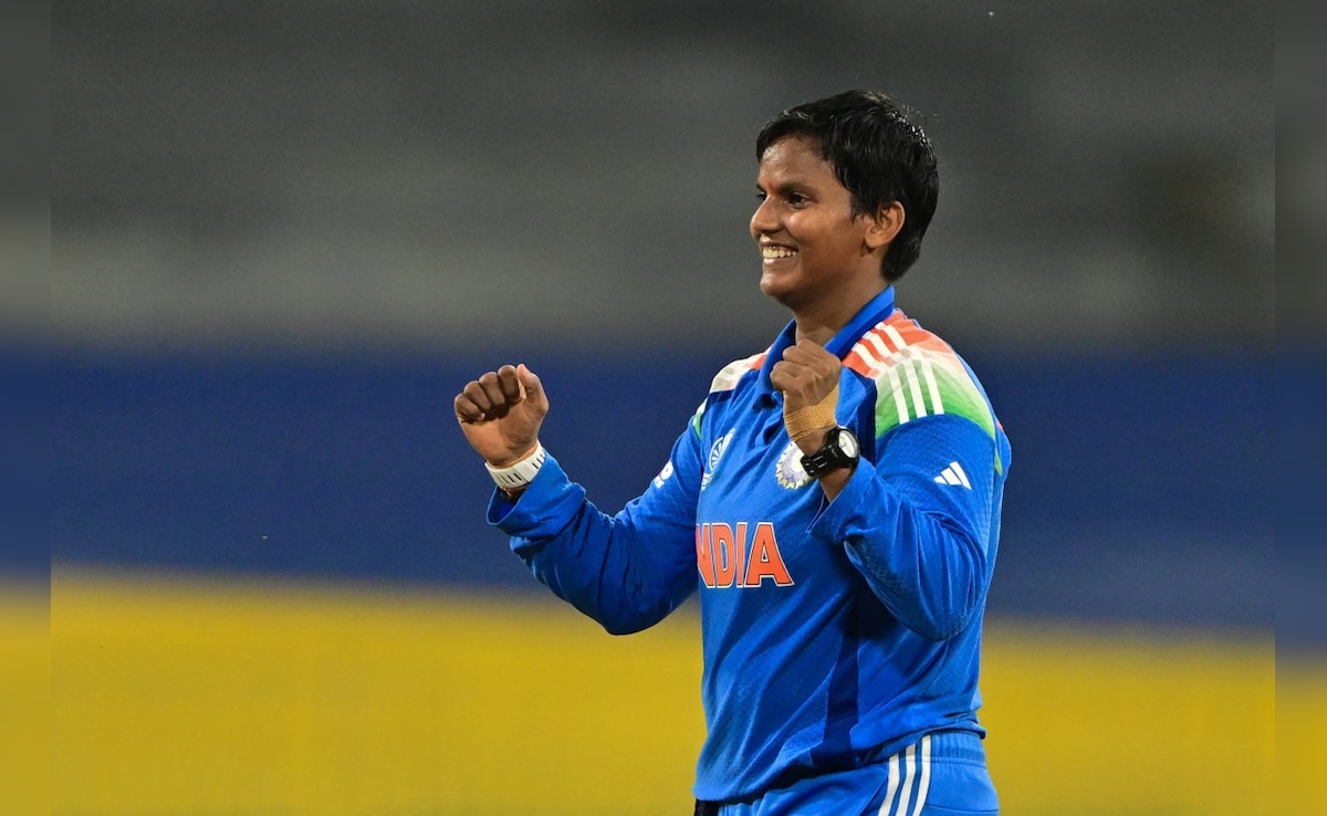 WPL 2026 Auction LIVE Updates: दीप्ति शर्मा बनी दूसरी सबसे महंगी खिलाड़ी, एमिला, सोफी डिवाइन पर हुई पैसों की बारिश, अनसोल्ड रहीं एलिसा हीली