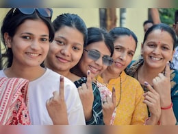 बिहार चुनावः साइलेंट महिला वोटर से 'किंगमेकर' बनने की कहानी बिहार चुनावः साइलेंट महिला वोटर से 'किंगमेकर' बनने की कहानी