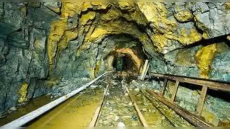 बांसवाड़ा में सोने की खान, कांकरिया गांव के 3 KM क्षेत्र में 11 करोड़ टन शुद्ध GOLD मिलने का अनुमान बांसवाड़ा में सोने की खान, कांकरिया गांव के 3 KM क्षेत्र में 11 करोड़ टन शुद्ध GOLD मिलने का अनुमान