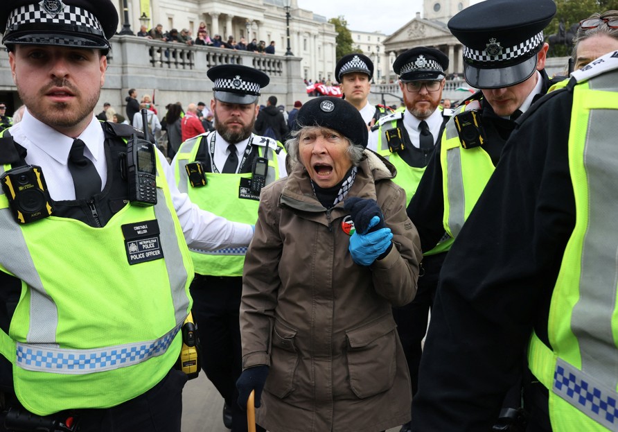 UK Police To Get Greater Powers To Restrict Protests