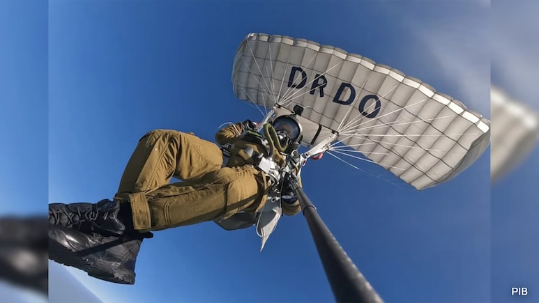 Made-in-India Combat Parachute Clears 32,000-Foot Test In Major Milestone Made-in-India Combat Parachute Clears 32,000-Foot Test In Major Milestone