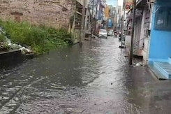 Heavy Rain In Tamil Nadu, Possibility Of Cyclone Forming: Weather Office Heavy Rain In Tamil Nadu, Possibility Of Cyclone Forming: Weather Office
