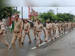 बरेली में जुमे की नमाज से पहले सुरक्षा कड़ी, 48 घंटे के लिए इंटरनेट फिर बंद बरेली में जुमे की नमाज से पहले सुरक्षा कड़ी, 48 घंटे के लिए इंटरनेट फिर बंद