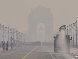 Delhi&#039;s Air Quality Improves Marginally, Enters &#039;Poor&#039; Category