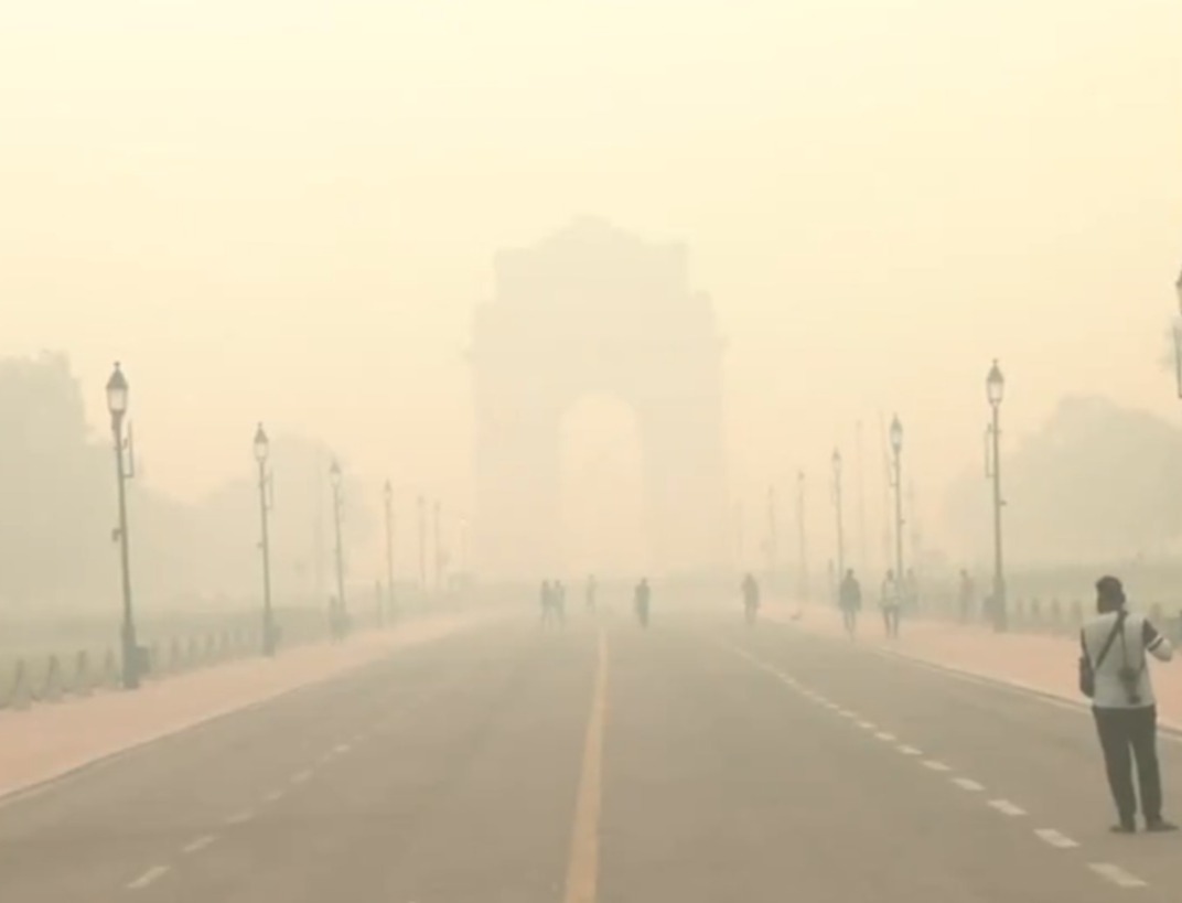 Delhi's Air Quality 'Very Poor' After Night Of Fireworks On Diwali