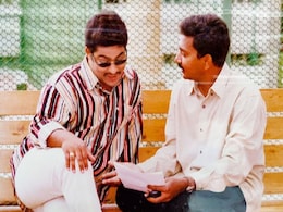 एक बच्चे की मां से की शादी, 1000 करोड़ क्लब किया शुरू, तस्वीर में दिख रहे शख्स को पहचाना? एक बच्चे की मां से की शादी, 1000 करोड़ क्लब किया शुरू, तस्वीर में दिख रहे शख्स को पहचाना?