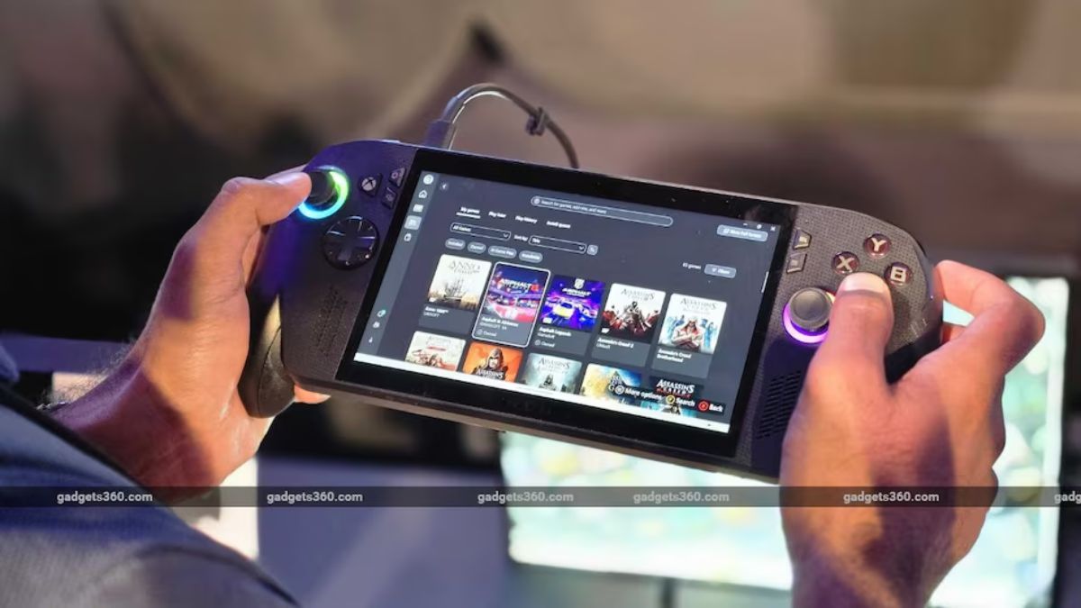 ROG Xbox Ally లో 60W బ్యాటరీ ఉండగా, Ally X మోడల్‌లో 80Wh బ్యాటరీ కలదు